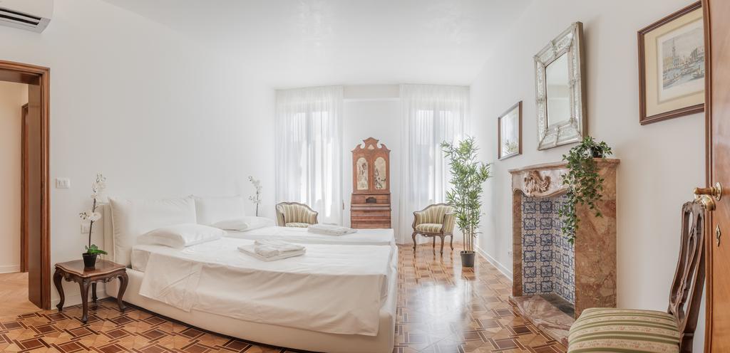 Luxury On Grand Canal By Wonderful Italy * Venezia